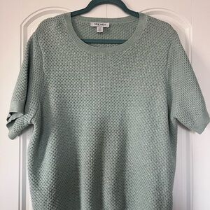 Nine West Light Green Short Sleeve Sweater